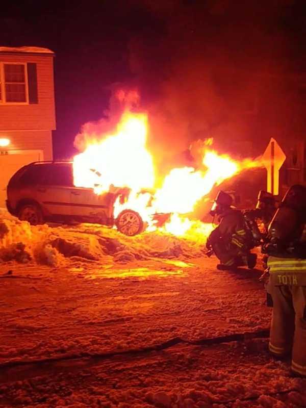 Echo Hose Firefighters Put Out Huge Car Blaze In Shelton