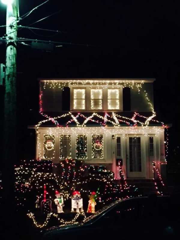 Is Your Home Decked Out? Send Us Your Holiday Photos, Larchmont, Mamaroneck