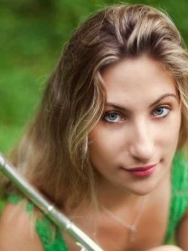Bronxville's Holly Rudd Performs In Solo Flute Concert At Library