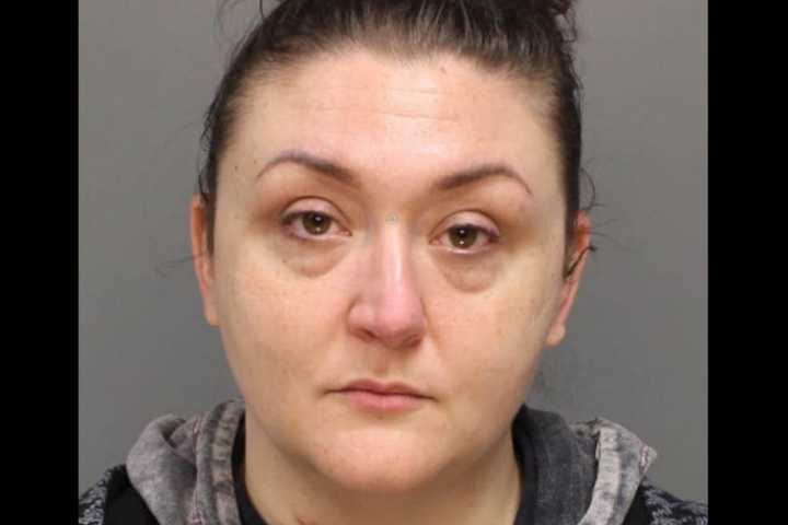 Cold Feet? Makeup Artist Charged With Fraud After Skipping Weddings In 5 States But Kept Funds