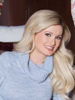 Former Playmate Holly Madison Signing Books At Ridgewood's Bookends