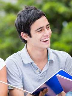 Learn How To Fund College With Presentation At Trumbull Library
