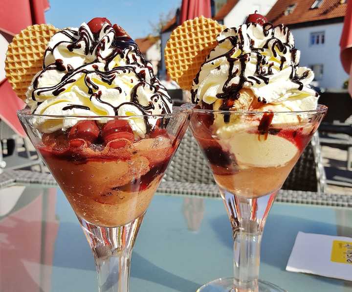 Five places to enjoy ice cream on Long Island resonate with reviewers.