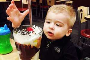 Dine At Friendly's Tuesday To Benefit Lodi Library