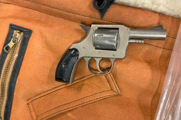 Woman Totes Handgun In Coat Pocket At Philadelphia Airport: TSA