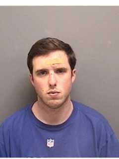 Darien Man Charged With Selling Heroin