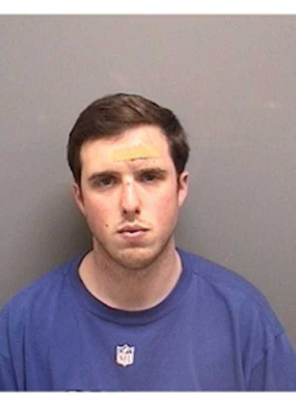 Darien Man Charged With Selling Heroin