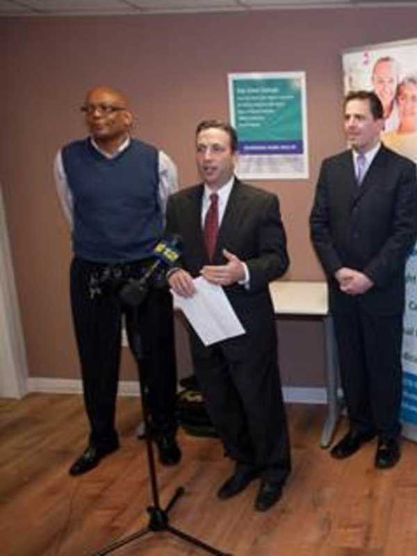 Duff Highlights Investment In Small Businesses In Norwalk