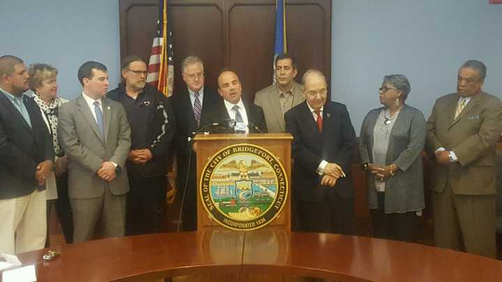 Mayor Joe Ganim met with state legislators in Bridgeport.