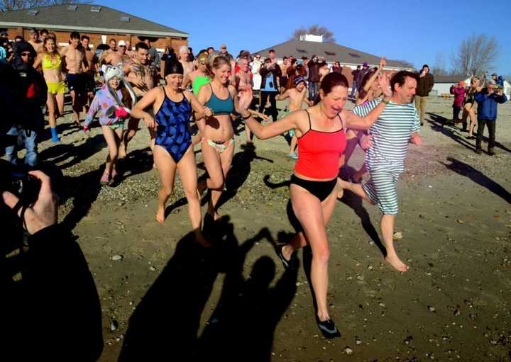 Residents will take a polar plunge in Fairfield Jan. 1 to benefit Save the Children.