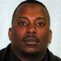 Newark Officer Who Once Disrupted Armed Robbery While Getting Haircut Dies, 47