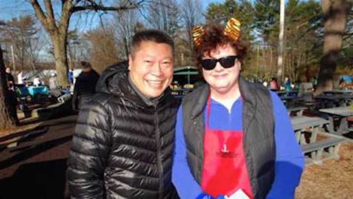 Sen. Tony Hwang with Patricia Boyd, president of the Junior League of Eastern Fairfield County, at the 5K fundraiser at the Beardsley Zoo.