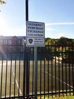 Darien Police Headquarters Established As Internet Purchase Safe Place