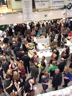 Darien Chamber Hosts Annual Charity Wine Tasting