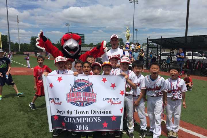 Englewood Cliffs 8U Travel Team Wins Bergen Memorial Charity Tournament