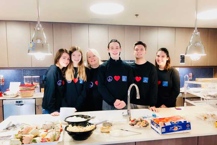 Heavenly Productions Serves Holiday Lunch At Ronald McDonald House