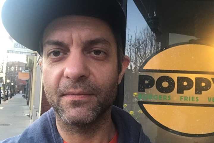 Beacon's Poppy's Burgers And Fries Closes