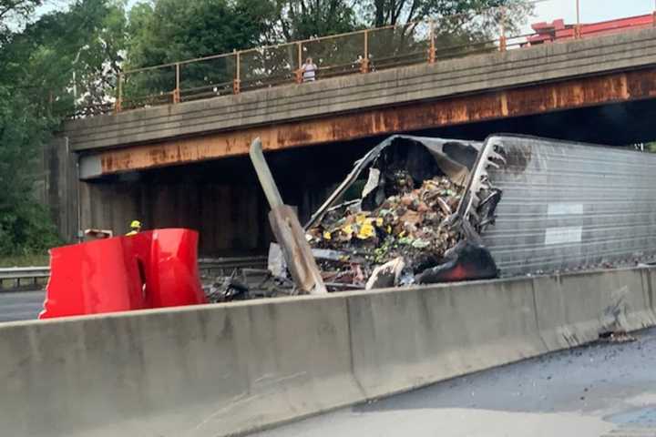 Tractor-Trailer Crash Causes Hours-Long I-95 Delays