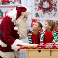 CAST YOUR VOTE: Daily Voice Holiday Card Contest 2019