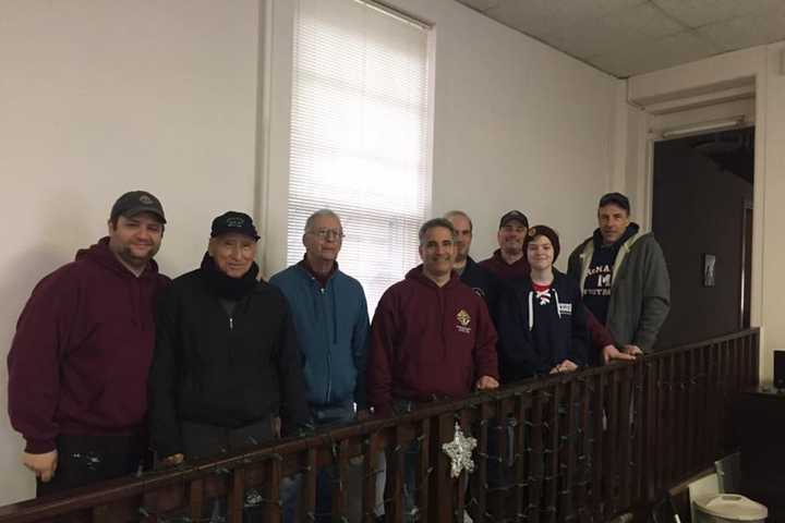 Norwalk Knights of Columbus Help Convalescent Home Prepare For Winter