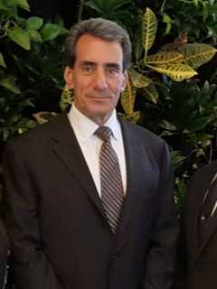 Lakeland Foundation Honors Yorktown Funeral Home, Social Workers