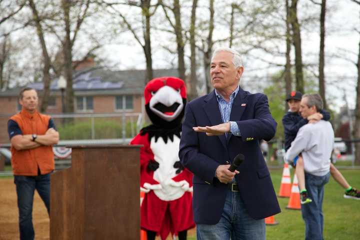 Bobby Valentine Joins Englewood Cliffs Little League For Opening Day