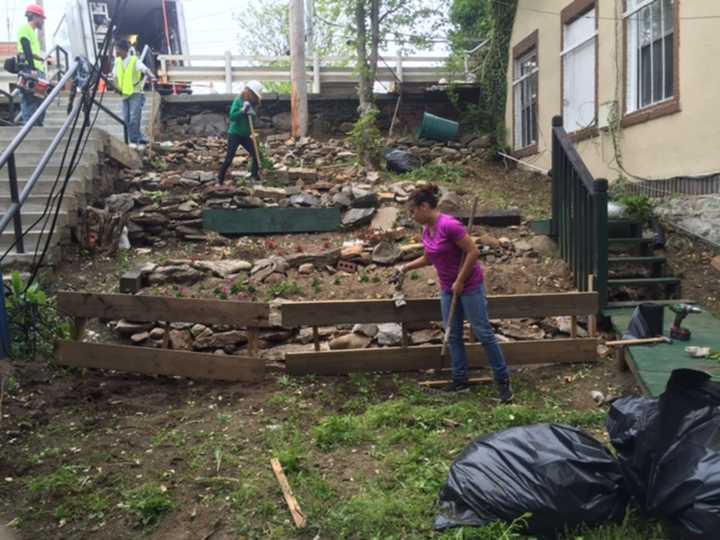 Students from Roosevelt and Saunders High Schools recently spent time working with Habitat for Humanity in Yonkers.