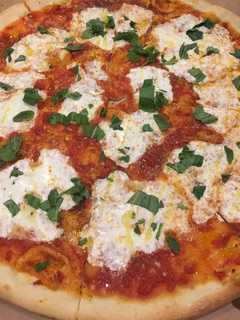 Ferazzoli's In Rutherford Wins DVlicious Best Pizza In Bergen
