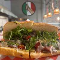 <p>Lo Sfizio Italian Street Food</p>