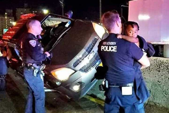 HEROES: Port Authority PD, Tunnel And Bridge Agents Rescue Dangling Baby In GWB SUV Crash