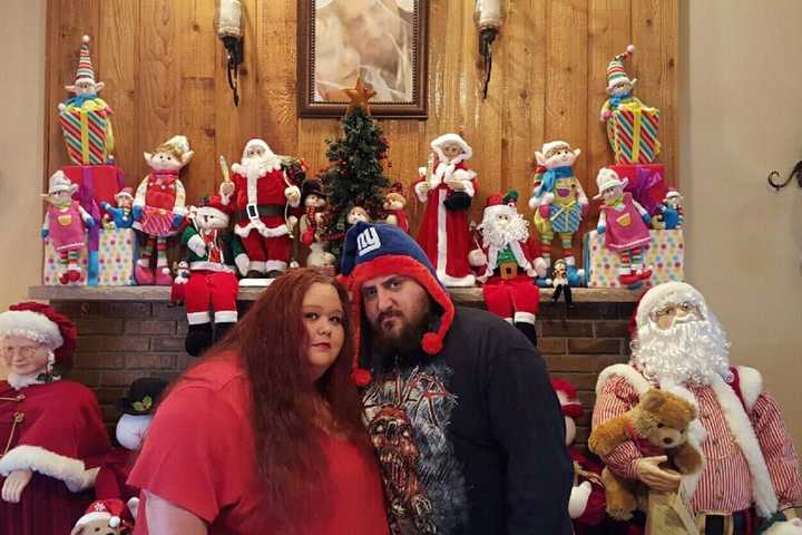 Wayne Couple Turn Their Home Into A Christmas Wonderland
