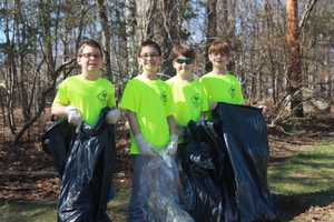 Hundreds Of Volunteers Make Wyckoff Tidy