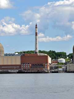 Nuclear Power Station At Indian Point In Buchanan Shuts Down