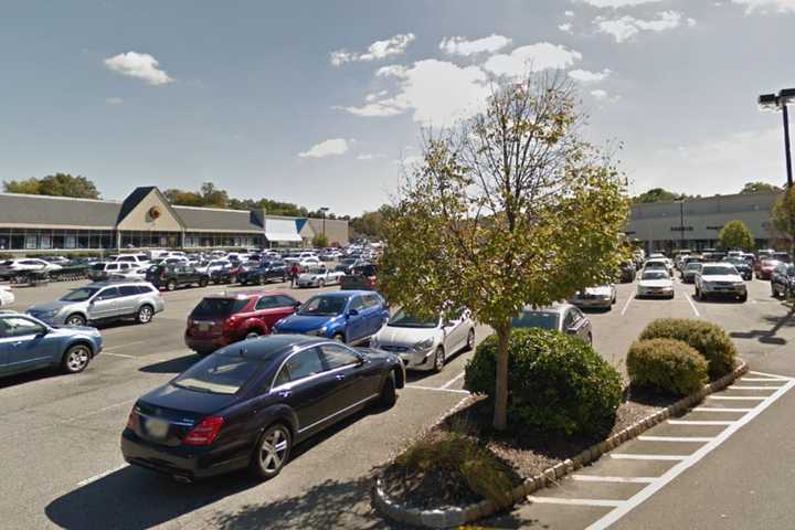 Pedestrians Struck At Route 17 Shopping Center In Ramsey