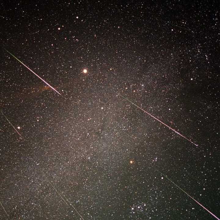 A shot of the Leonid Meteor shower.