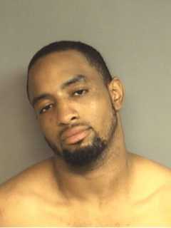 Police: Officers Tackle Felon With Stolen Gun Near Stamford Train Station