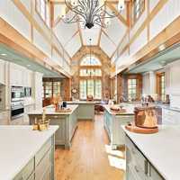 <p>A stunning gourmet kitchen.</p>