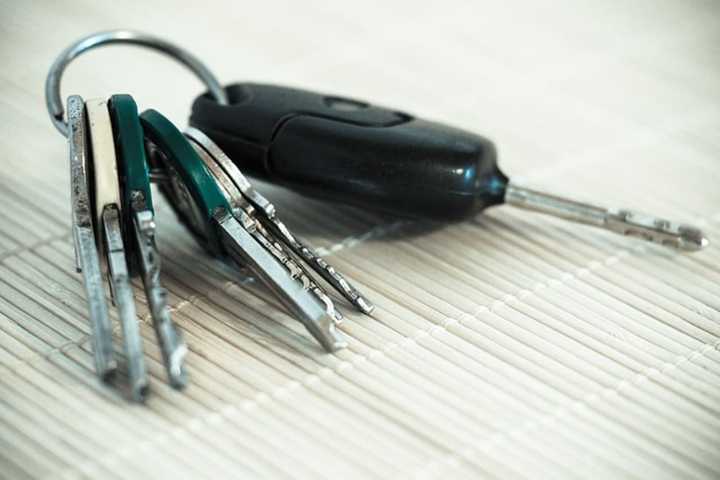 Increase In Stolen Autos, Larcenies From Vehicles Reported In Nassau County