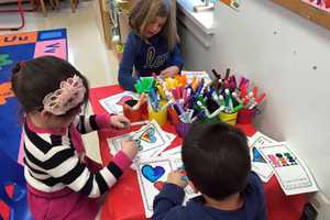 Rutherford Library Organizes St. Patrick's Day Craft Workshop