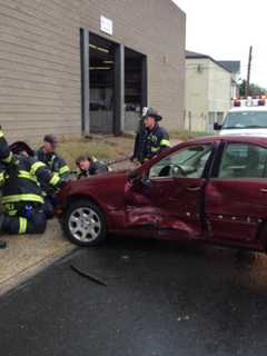 One Injured In Car Accident On Kings Highway East In Fairfield