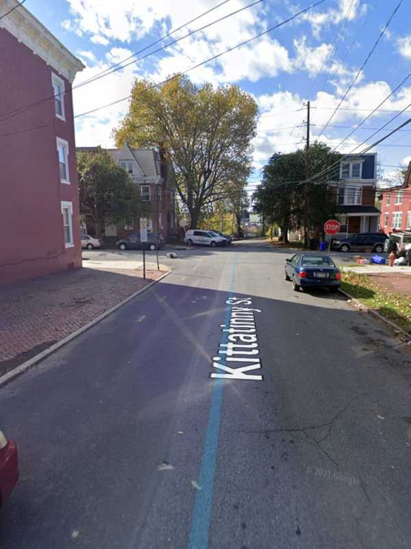 Man Shot In Harrisburg In Broad Daylight
