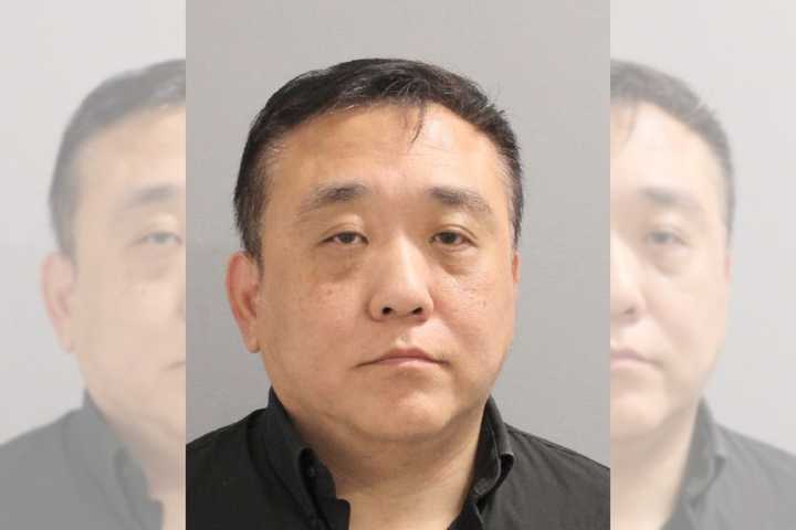 Fake ICE Agent In Levittown Sparks Investigation, Police Say