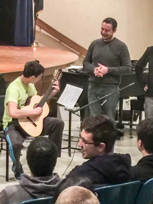 Guitarist Diego Campagna Visits Felix Festa Students
