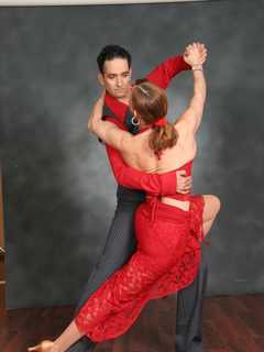 Franklin Lakes Invites Dancers To Learn Tango