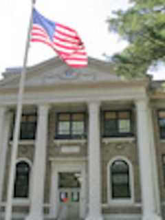 Leonia Middle School Families Invited To Annual Potluck Dinner & Fundraiser