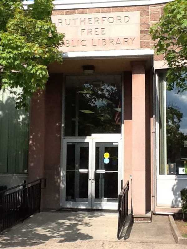 Rutherford Library Organizes Fundraiser With Wood-Ridge Restaurant
