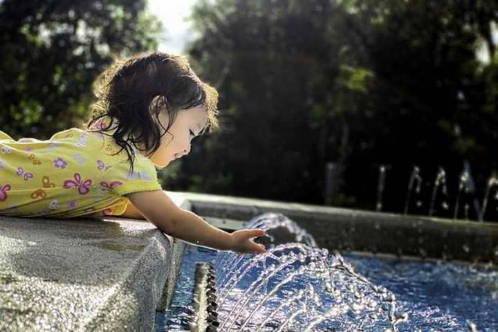 Here's How You Can Stay Cool During Boston's Heat Emergency