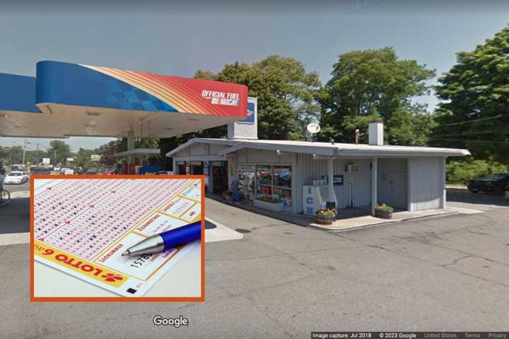 The Deer Hills Service Station, located in Deer Park, sold a winning Powerball ticket worth $50,000, lottery officials said.