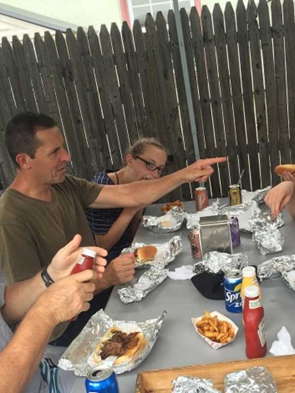 Tarrytown's Lubins -N-Links Ranks Among DVlicious Hot Dog Contenders