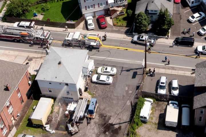 Lyndhurst Firefighters Douse Blaze Spread By Unattended Oven Fire
